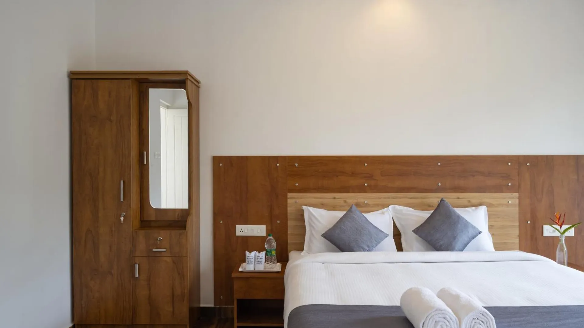 Munnar Majestic Resort With Pool 3*,  India