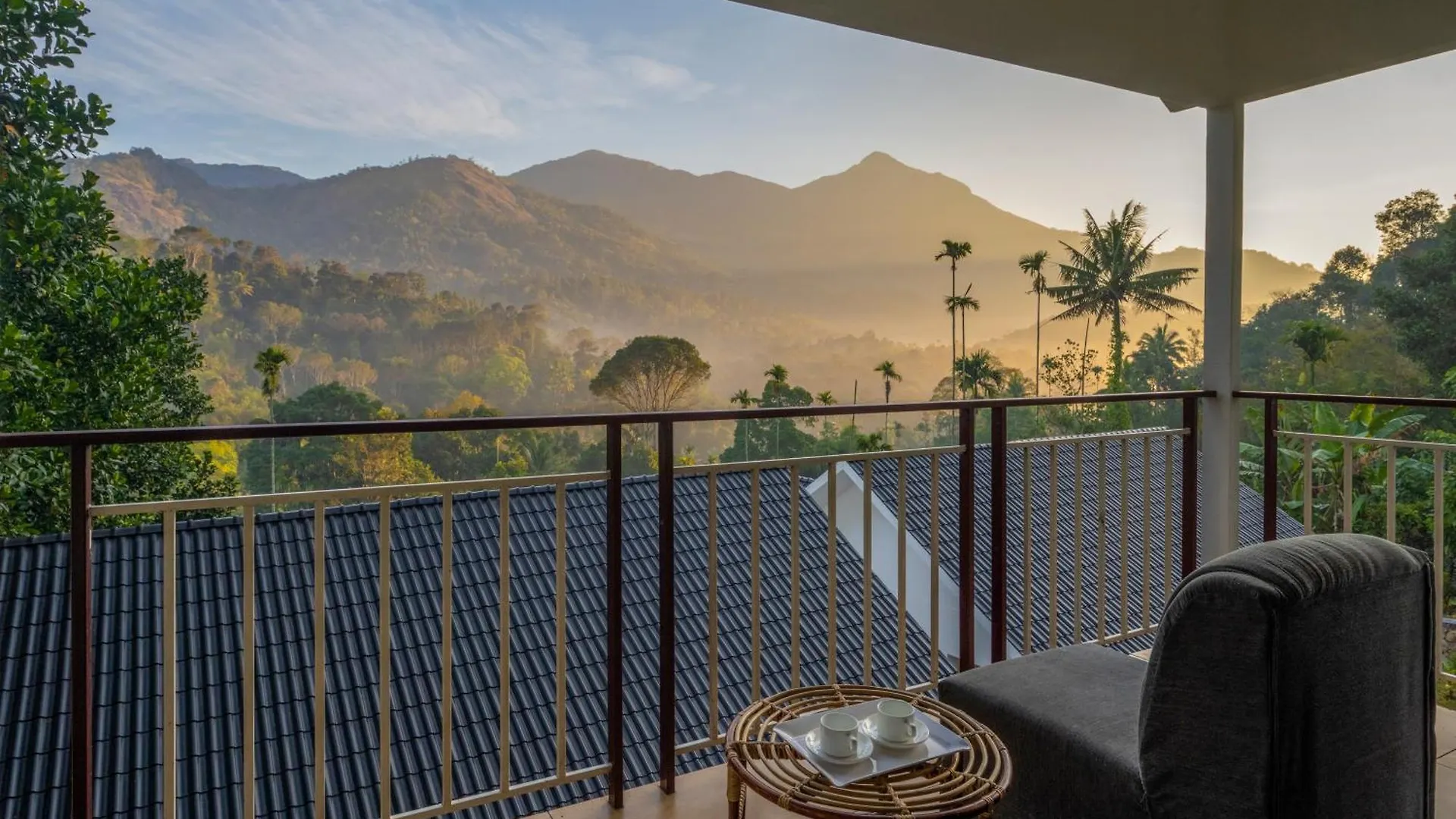 Munnar Majestic Resort With Pool 3*,